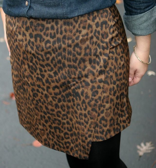 ann taylor leopard skirt1