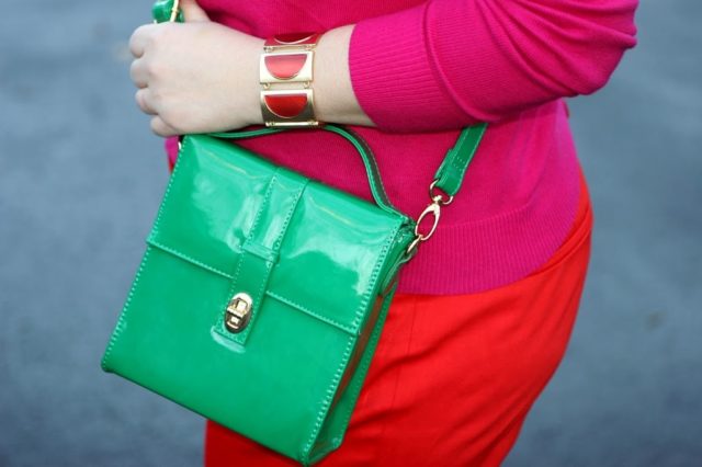 green purse