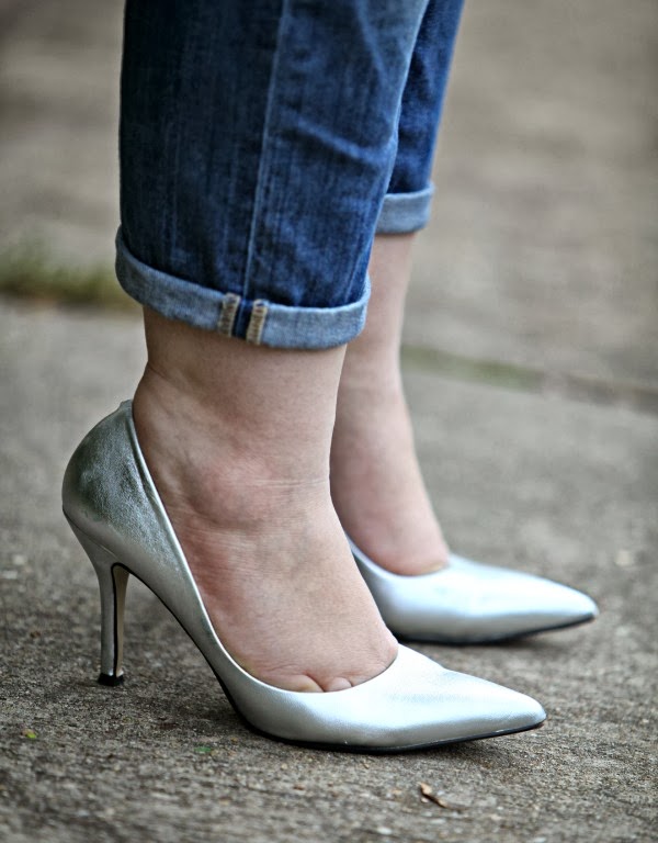 silver pumps nine west