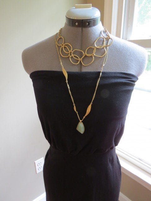 what necklace strapless - Which necklace with which neckline featured on popular Washington DC style blog, Wardrobe Oxygen