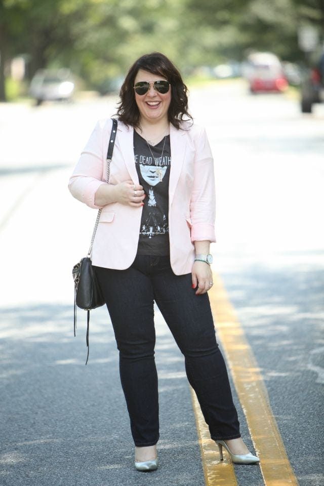 Alison Gary of Wardrobe Oxygen 40 year old working mom fashion blog