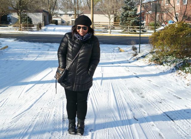 Wardrobe Oxygen featuring a Bernardo packable down hooded parka, L.L. Bean Harness Boots, and Ray-Ban aviators