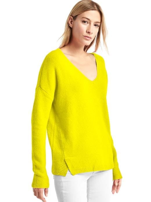 Gap V-neck Cozy Sweater in Aurora Yellow