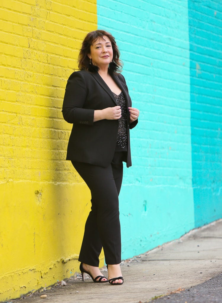 A review of the Ann Taylor Bi-Stretch Suiting and how it fits on a petite size 14 frame by Wardrobe Oxygen