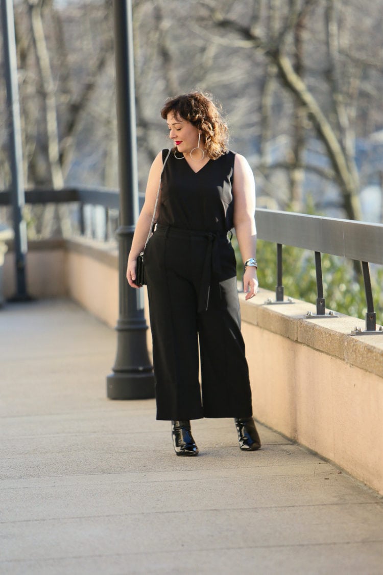 Wardrobe Oxygen in Chico's Black Label Collection Shell and Wide Leg Cropped Pants