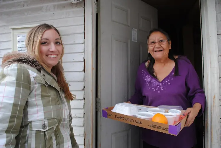 Meals on Wheels delivery for GivingTuesday