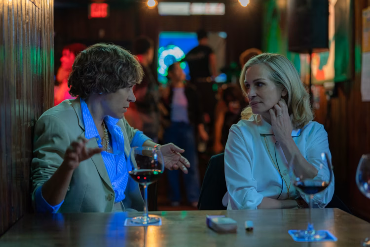 Weekend Reads for Mid-December 11 chloe sevigny and julia roberts in after the hunt